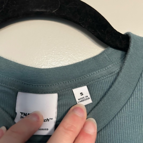 TNA Seafoam Cropped Tee - Picture 2 of 4